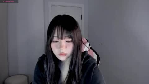 Snapshot of ichigo_o chatting on October 24, 2025, 11:06 am Hitomi online show from October 24, 2025, 11:06 am