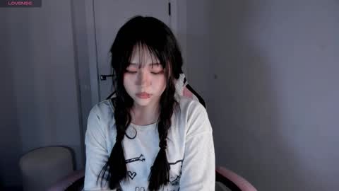 Snapshot of ichigo_o chatting on October 26, 2025, 7:31 pm Hitomi online show from October 26, 2025, 7:31 pm