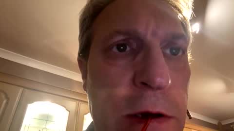 icums4u online show from November 26, 2025, 7:37 pm