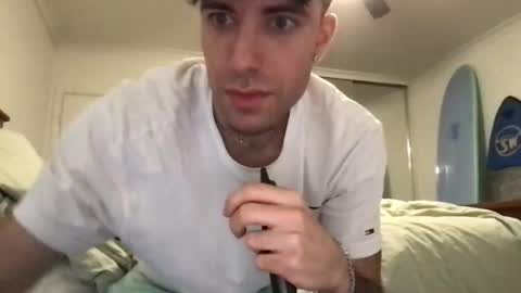 icyninesix online show from February 17, 2025, 2:09 am