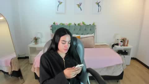 Icy online show from July 18, 2026, 11:47 am