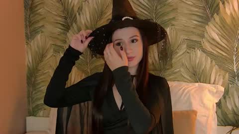 Snapshot of idamack chatting on October 30, 2025, 12:50 pm Ida Mask online show from October 30, 2025, 12:50 pm