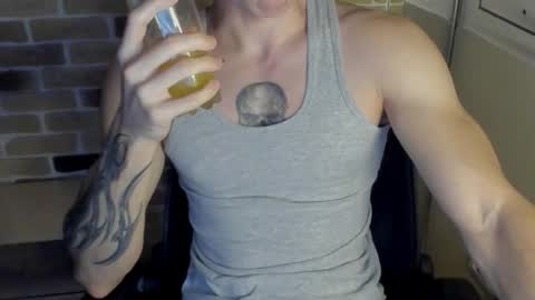 yo online show from November 1, 2025, 8:55 pm