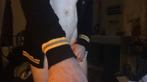 Snapshot of idksohorny chatting on March 8, 2025, 6:32 am idksohorny online show from March 8, 2025, 6:32 am