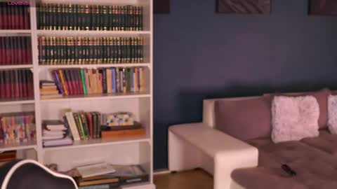 Snapshot of idontlikeguccibelts chatting on September 8, 2025, 5:01 pm Little Flower online show from September 8, 2025, 5:01 pm