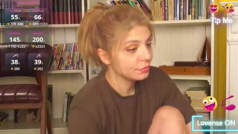 Snapshot of idontlikeguccibelts chatting on February 27, 2026, 8:09 pm Little Flower online show from February 27, 2026, 8:09 pm