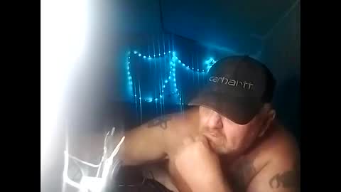 Ieathairytacos2 online show from May 1, 2026, 7:13 am