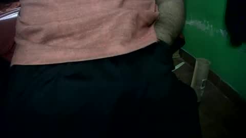 Snapshot of ifanta chatting on December 9, 2024, 1:13 pm Nicolas online show from December 9, 2024, 1:13 pm