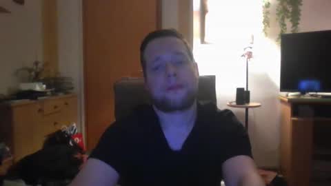 Snapshot of igaveyoupower chatting on February 5, 2025, 6:59 pm igaveyoupower online show from February 5, 2025, 6:59 pm