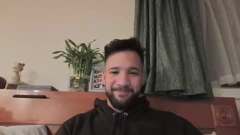 Snapshot of ignaciosmith10 chatting on October 24, 2025, 1:57 am Angel Oppenheim online show from October 24, 2025, 1:57 am