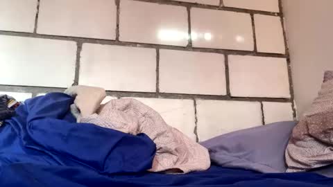 Snapshot of igneo8 chatting on May 1, 2026, 12:10 pm igneo8 online show from May 1, 2026, 12:10 pm
