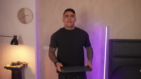 Igor scott online show from April 21, 2026, 1:53 am