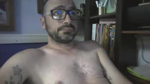 igorargen4 online show from February 2, 2025, 1:23 am