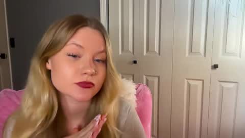 Snapshot of iheartcassie2844 chatting on February 18, 2026, 9:11 pm cassie online show from February 18, 2026, 9:11 pm