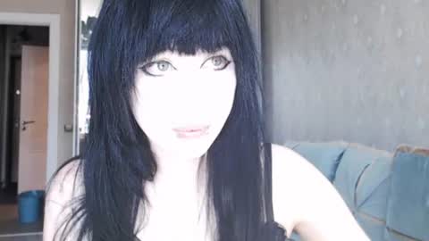 iiiiiiis online show from June 22, 2026, 2:14 pm