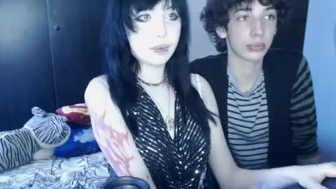 iiiiiiis online show from July 25, 2026, 2:47 pm