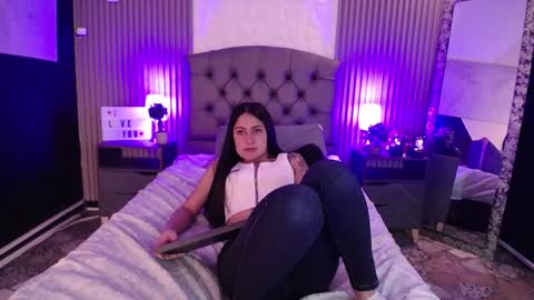 Isa online show from December 21, 2024, 5:40 pm