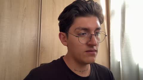 Snapshot of ikyan_nc chatting on September 22, 2025, 5:59 pm ikyan_nc online show from September 22, 2025, 5:59 pm