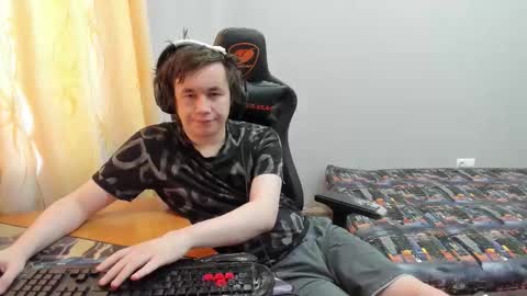 iliaskris online show from March 16, 2026, 12:31 pm