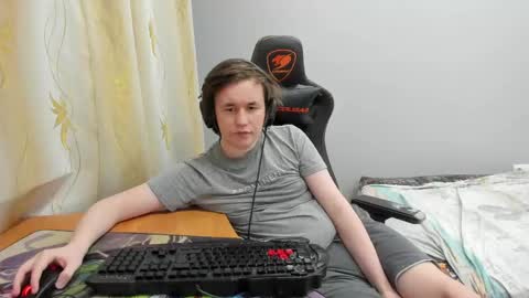 iliaskris online show from April 13, 2026, 10:26 pm