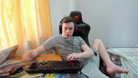 Snapshot of iliaskrislove chatting on June 18, 2026, 11:03 am iliaskris online show from June 18, 2026, 11:03 am