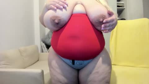 Snapshot of ilikefacial chatting on February 23, 2026, 5:43 pm Bamby online show from February 23, 2026, 5:43 pm