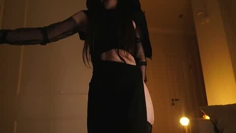 Snapshot of illona_harriss chatting on October 31, 2025, 7:04 pm illona_harriss online show from October 31, 2025, 7:04 pm