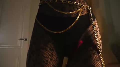 Snapshot of illona_harriss chatting on February 10, 2026, 5:50 pm illona_harriss online show from February 10, 2026, 5:50 pm