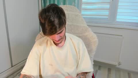 Snapshot of illusions888 chatting on March 4, 2025, 1:49 pm D-Illusion online show from March 4, 2025, 1:49 pm