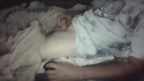 iloveitall86 online show from March 31, 2026, 8:48 am