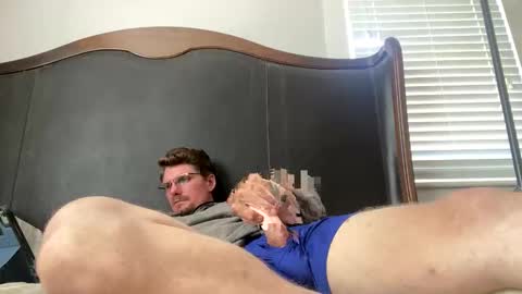 ilovelookingatbigass online show from November 22, 2025, 5:23 pm
