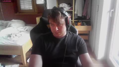 Snapshot of iloveyoutoo2000 chatting on January 10, 2025, 2:55 pm iloveyoutoo2000 online show from January 10, 2025, 2:55 pm