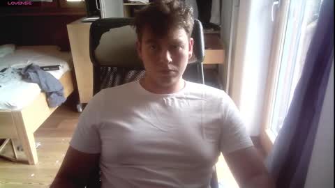 Snapshot of iloveyoutoo2000 chatting on October 24, 2025, 12:45 pm iloveyoutoo2000 online show from October 24, 2025, 12:45 pm