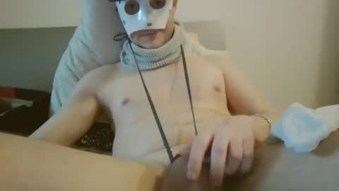 iluvhottenns online show from February 28, 2025, 12:09 pm