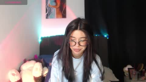 Ily Bea online show from June 4, 2026, 1:22 am