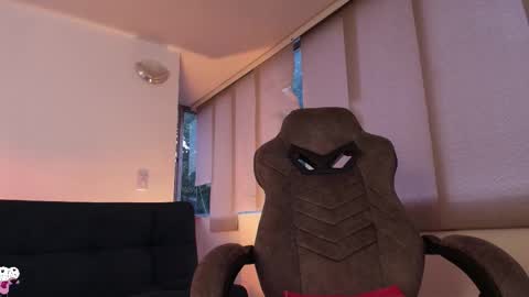 Snapshot of im__kaia chatting on October 21, 2025, 11:00 am Kaia online show from October 21, 2025, 11:00 am