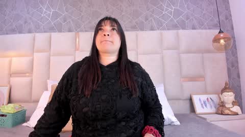 Snapshot of im_alaya chatting on January 5, 2025, 9:57 pm Alaya online show from January 5, 2025, 9:57 pm