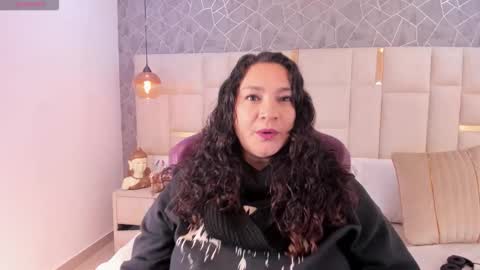 Snapshot of im_alaya chatting on September 19, 2025, 4:47 am Alaya online show from September 19, 2025, 4:47 am