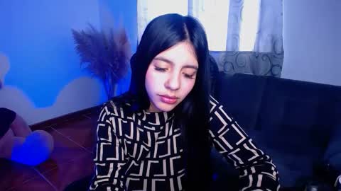 Alyn online show from November 6, 2025, 4:52 pm