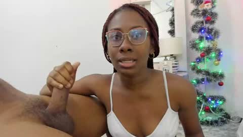 Snapshot of im_ariana chatting on December 31, 2024, 2:25 pm Ariana online show from December 31, 2024, 2:25 pm