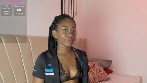 Snapshot of im_ariana chatting on October 24, 2025, 12:12 pm Ariana online show from October 24, 2025, 12:12 pm