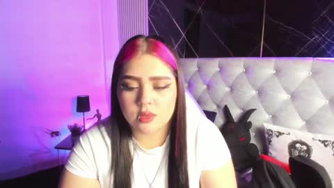 im_bunny__ online show from January 13, 2026, 11:37 am