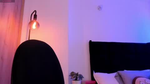 Jhonatan online show from April 28, 2026, 1:48 am