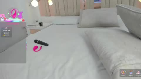 Caro   online show from December 21, 2025, 4:41 am