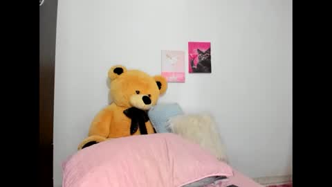 Caro   online show from March 19, 2026, 4:27 am