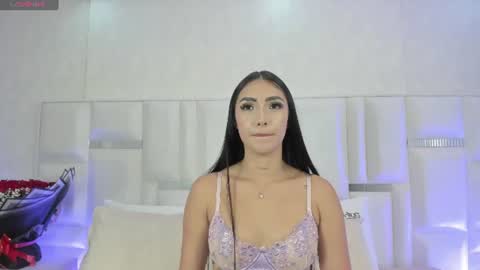 Snapshot of im_isabella1 chatting on July 8, 2026, 12:04 am im_isabella1 online show from July 8, 2026, 12:04 am