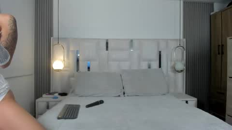 Snapshot of im_karla_ chatting on October 29, 2025, 4:48 am Karla 3 online show from October 29, 2025, 4:48 am