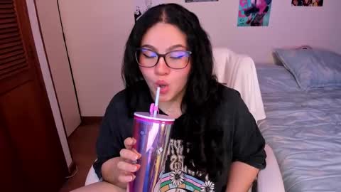 mei mei uwu online show from January 10, 2026, 12:12 am