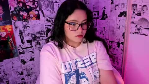 mei mei uwu online show from April 16, 2026, 2:12 am