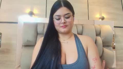 im mou  online show from September 24, 2025, 1:36 pm